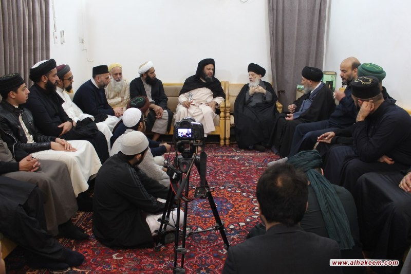 المرجع الكبير السيد الحكيم (مدّ ظله) يستقبل وفدا من الصوفيين في بريطانيا، ويوصي بمزيد من التواصل والتلاقي والاختلاط لترسيخ المشتركات بينهم وتقويتها أمام الاخرين 