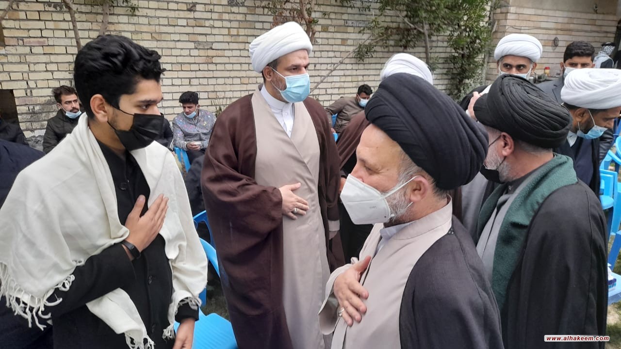 نجل المرجع الديني الكبير السيد الحكيم يحضر مجلس الفاتحة المقام ببغداد في مدينة الحرية على روح الشيخ محمد الماجدي