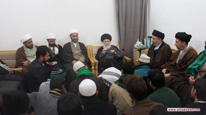 سماحة المرجع الكبير السيد الحكيم يستقبل طلبة مدرسة نور الحكمة للدراسات الحوزوية، ويدعوهم الى القيام بواجبهم التبليغي قربة لله تعالى والاهتمام بالمؤمنين وتحصينهم عقائديا بإخلاص وامانة لكسب ثقتهم 