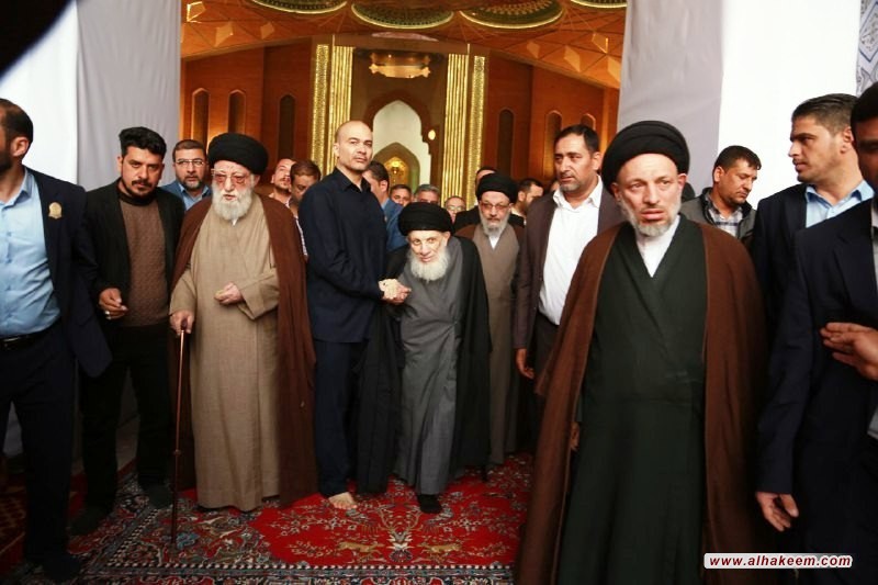 با حضور مرجع عالیقدر تشیع اقای حکیم (مد ظله)؛ مقام حضرت صاحب الامر و‌الزمان (عج) در مسجد سهله در شهر کوفه افتتاح شد