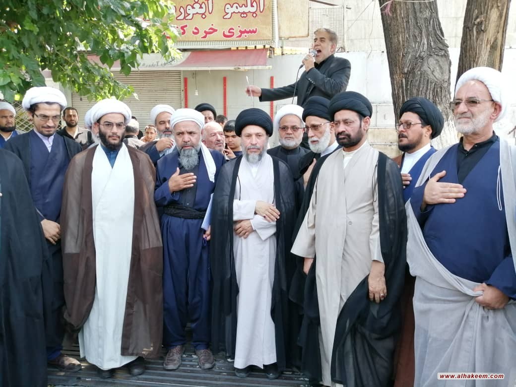 مراسم دسته سینه زنی وعزاداری رئیس مذهب شیعه در دفتر مرجع عالیقدر آیت الله العظمی حکیم (مد ظله) تهران برگزار شد