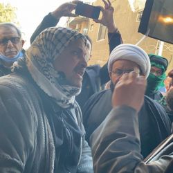 وفد من مكتب المرجع الكبير السيد الحكيم يزور مجالس العزاء المقامة على ارواح شهداء تفجيري ساحة الطيران ببغداد، وينقل سلام سماحته ودعاءه لذويهم