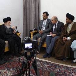 مرجع جہان تشیع سید حکیم (مدظلہ) ہندوستان کے سفیر سے ملاقات میں تمام ممالک کو زیادہ سے زیادہ آپس کے روابط ،تعاون اور پیار ومحبت کے فضاء کوبڑھانے  کے لئے جد و جہد کرنے پر زور دیا 