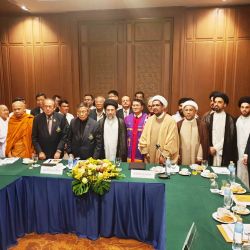 مشارکت ایت الله سید ریاض حکیم در همایش گفتگوی ادیان در پایتخت تایلند بانکوک